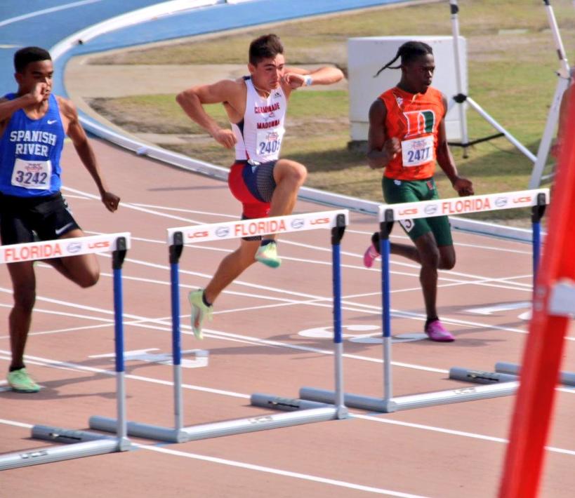 Coach_DSutton's tweet photo. Great job by Tyson Waters breaking the 15 sec barrier with a new PR of 14.85 in the #110H for a 14th place finish at the #FLrelays. @CMLions_Sports @flrunners https://t.co/PwY2nLKWPE