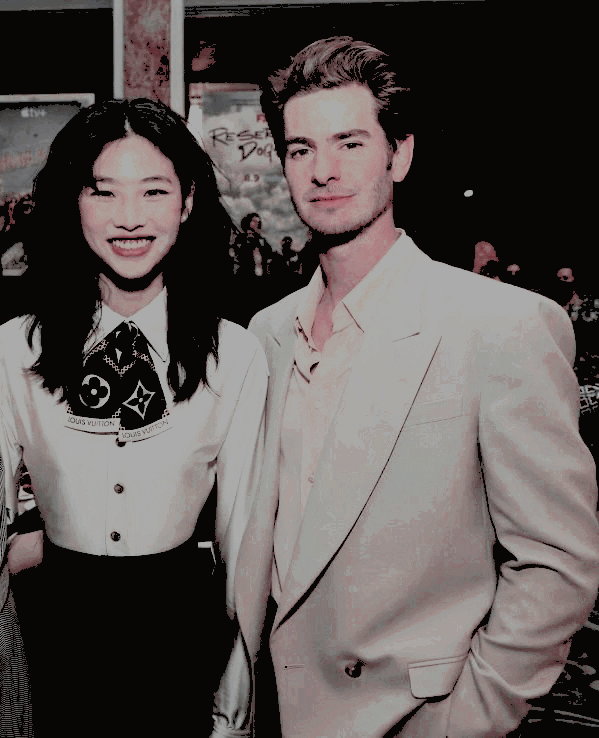 ⠀
⠀⠀⠀⠀spider-man , spider-man . . . 🎶

⠀