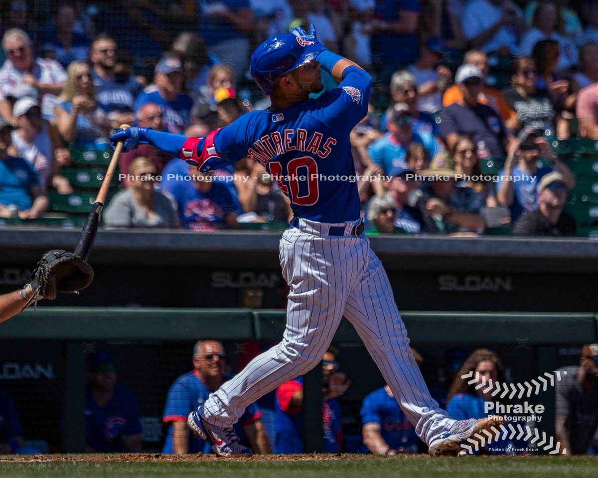 phrakephoto's tweet photo. Willson Contreras (40) C Chicago Cubs tosses his bat #beisbolvenezolano #TalentoVenezolano #peloteroVenezolano
#cubs #Itsdifferenthere #cubtogether #chicagocubs #gocubsgo #flythew #cubbies #EverybodyIn #Cachorros
@cubszone
@CubsDen #overflybat https://t.co/vX3WcKEjb0