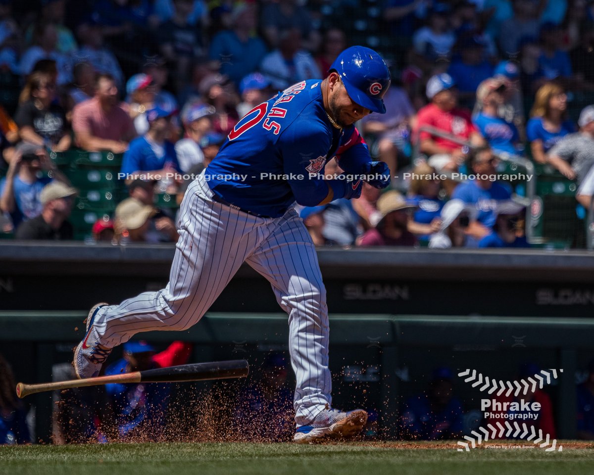 phrakephoto's tweet photo. Willson Contreras (40) C Chicago Cubs tosses his bat #beisbolvenezolano #TalentoVenezolano #peloteroVenezolano
#cubs #Itsdifferenthere #cubtogether #chicagocubs #gocubsgo #flythew #cubbies #EverybodyIn #Cachorros
@cubszone
@CubsDen #overflybat https://t.co/vX3WcKEjb0