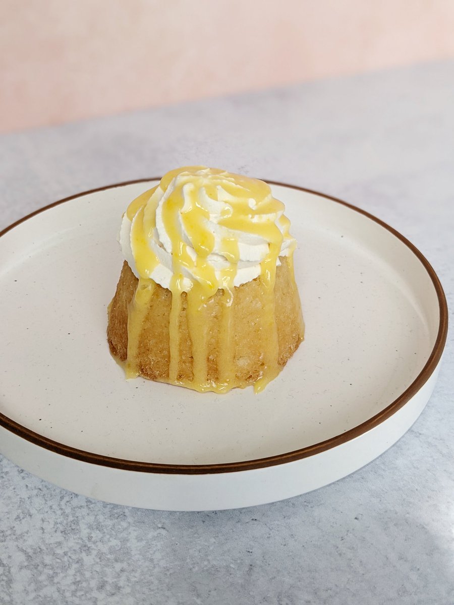 MunchiesSLC's tweet photo. Our April munchie of the month: lemon pound cake ☀️✨ Open tonight at 7-11 pm #slceats https://t.co/vy3cqKa27m