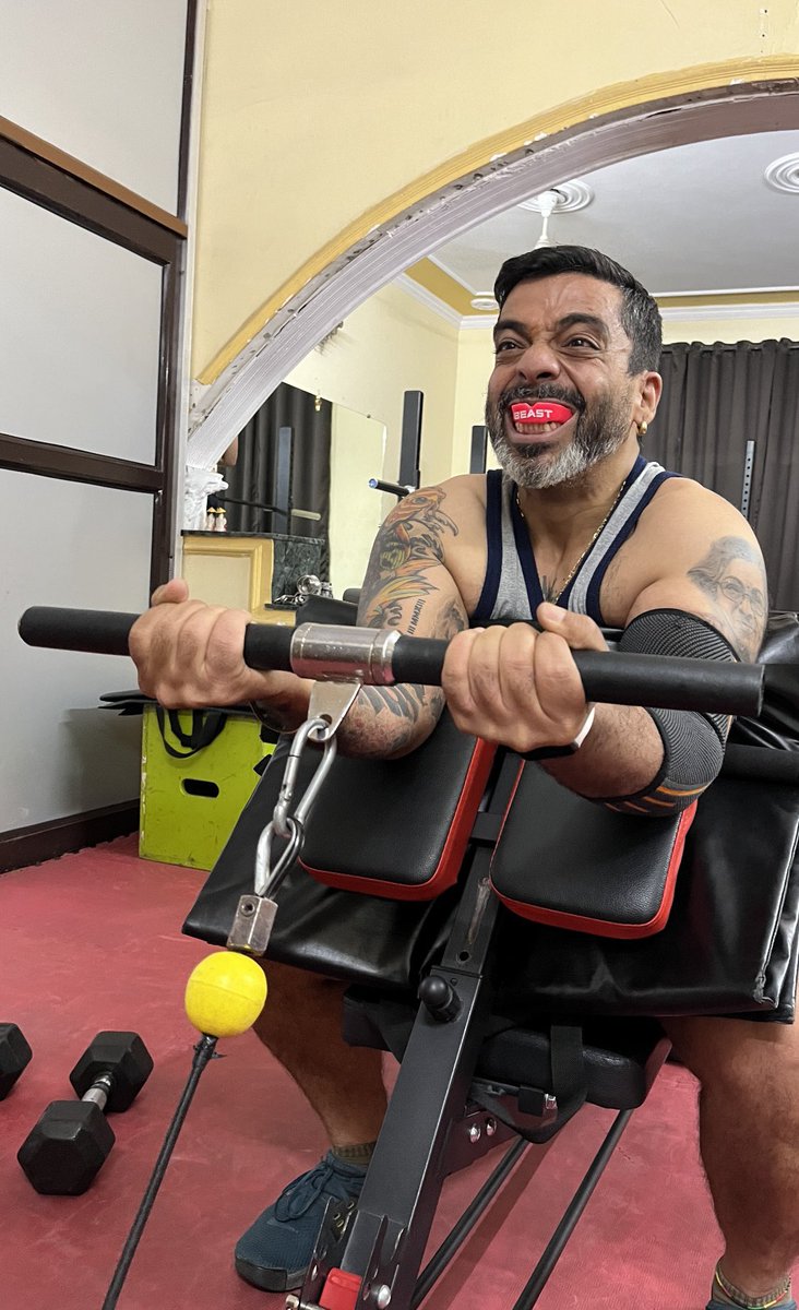 Jeeveshu tweet media