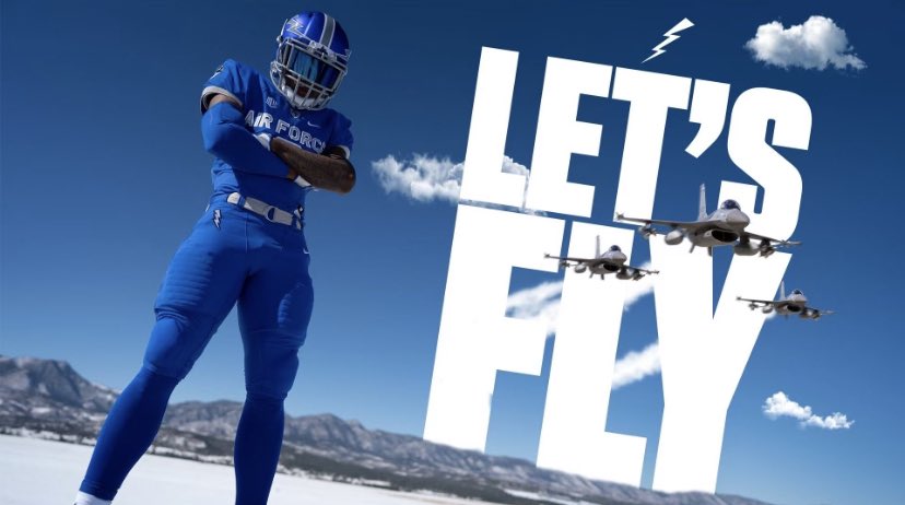 DraydenDickman1's tweet photo. After an amazing phone call with @CoachLamAF I am very blessed to say that I have earned an offer to continue my academic and athletic career to the Air Force Academy!!🔵⚪️
@CoachGriffGHS @GTEagleFootball https://t.co/ARxjWUeQCF