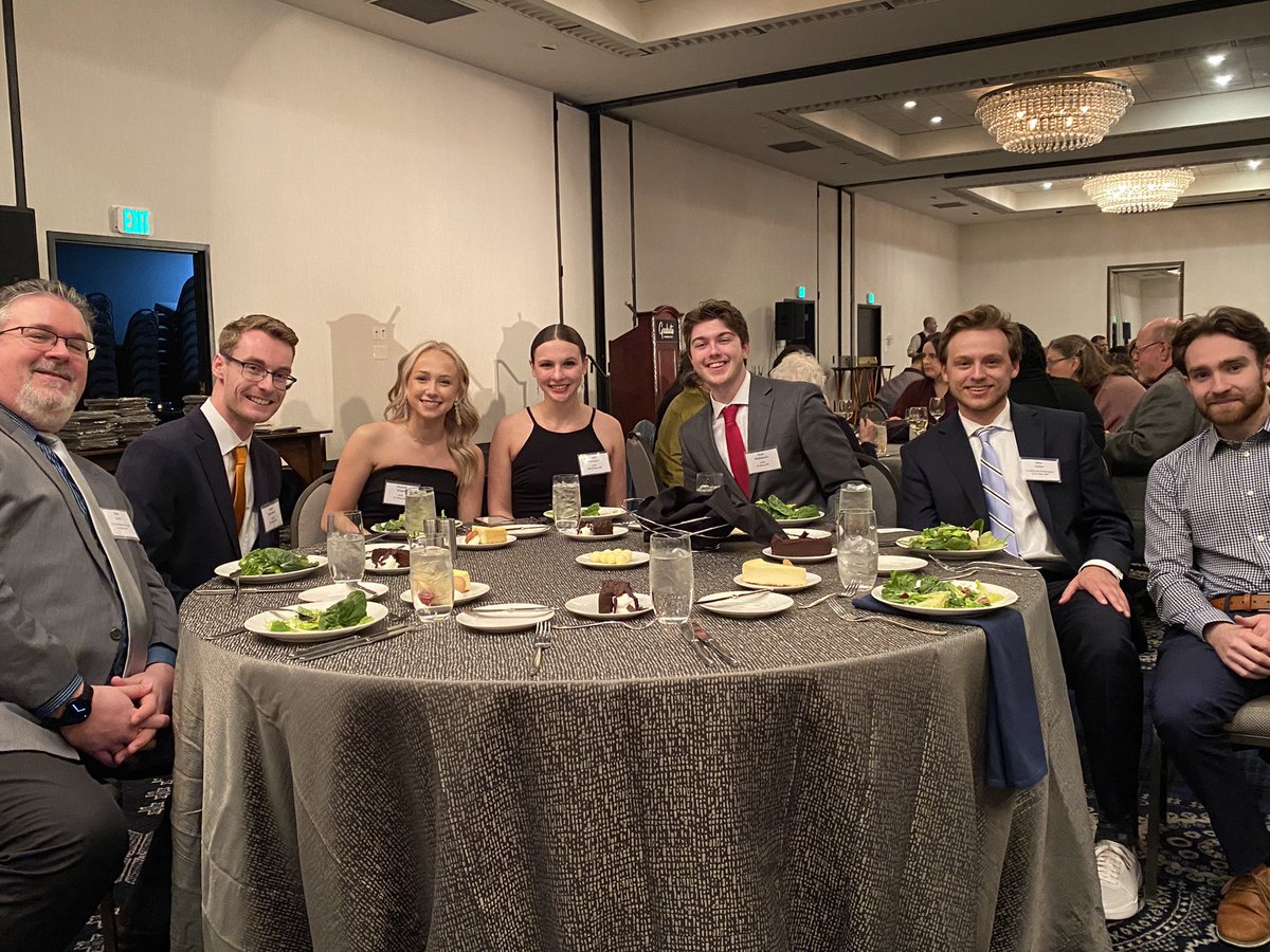 UTVS's tweet photo. Excited to see many UTVS members at the MBJA Eric Sevareid Awards Banquet tonight! #GOHUSKIESWOOOOO #SCSU #MBJA https://t.co/DChKosxbk4