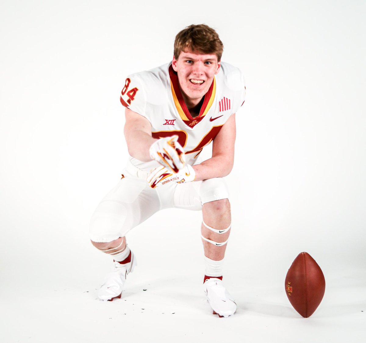 SamKoop30's tweet photo. #CycloneNation #IowaState Loved it down in Ames! @CycloneFB @DerekHoodjer @T_Mouser @CoachXQuig @ISUMattCampbell @CDH_Football https://t.co/wPIufjqXqX