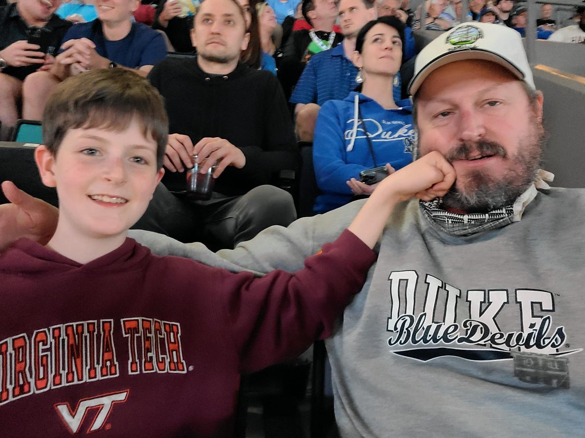 WeatherKim's tweet photo. #dukeselfie @DukeMBB https://t.co/TLilLE2xdr