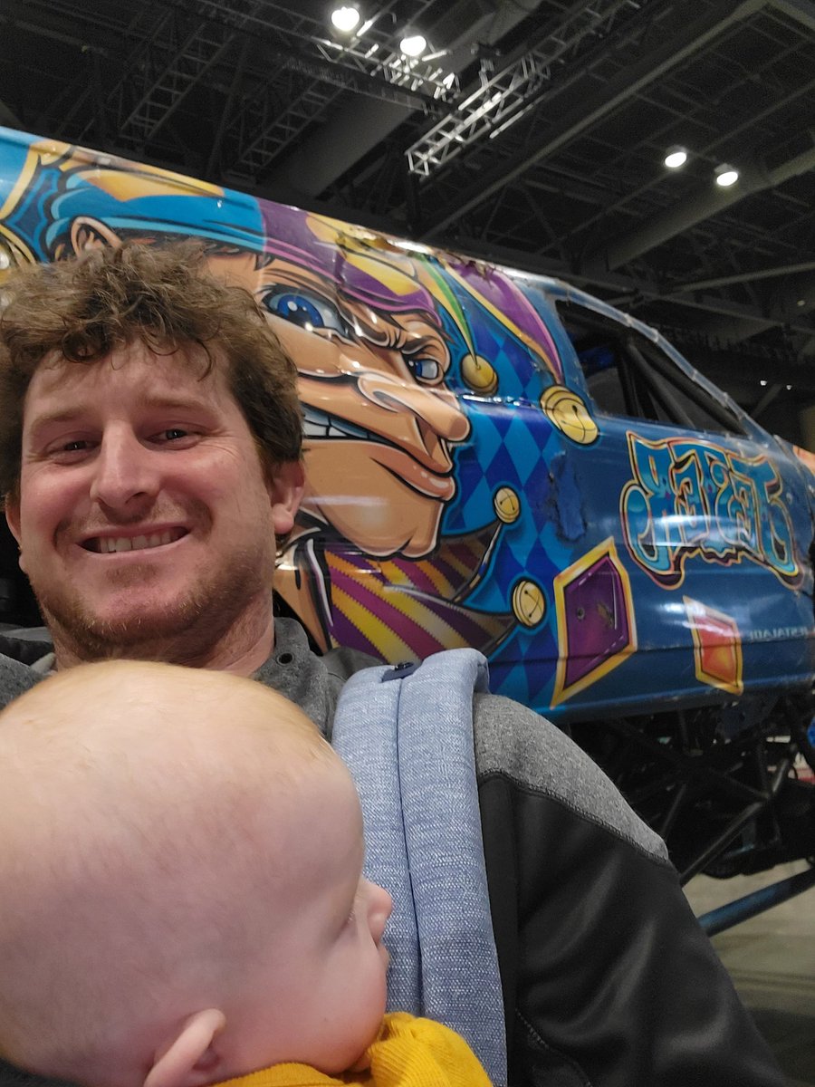 DBHawks19's tweet photo. Let's get it!!!! #MonsterJam #SeriesRed https://t.co/qAbaIr18nw