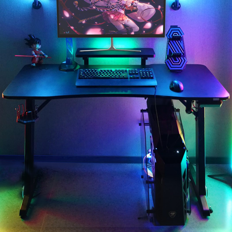JOYworker1's tweet photo. Time drives slow...

#designers #gamingroom #gamingdesk #sitandstanddesk #homeoffice #workfromhome #deskstyling #homedesign https://t.co/YMjCUJMUpR