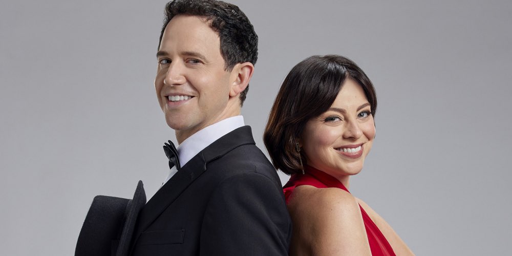 Very much enjoying the chemistry between @SantinoFontana and @KRYSTAR0DRIGUEZ in #JustOneKiss on @hallmarkchannel.  Would love to see them in a TV adaptation of the musical version of #TheGoodbyeGirl. 

#NeilSimon #MarvinHamlisch #DavidZippel