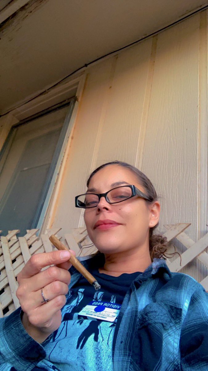 SDevil432's tweet photo. Let’s get high #stoners  #Mmemberville https://t.co/HJxAyZNFVZ