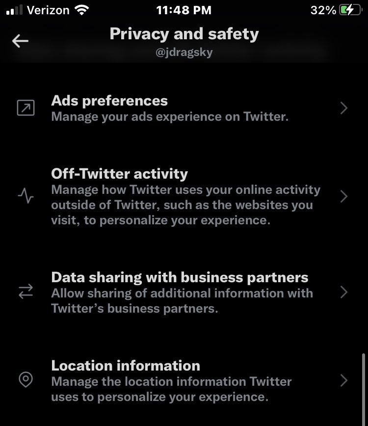 jdragsky's tweet photo. twitter trying to monitor my off-twitter activity is like if i went to a diner and the waitress followed me home https://t.co/FJxD7uRfng