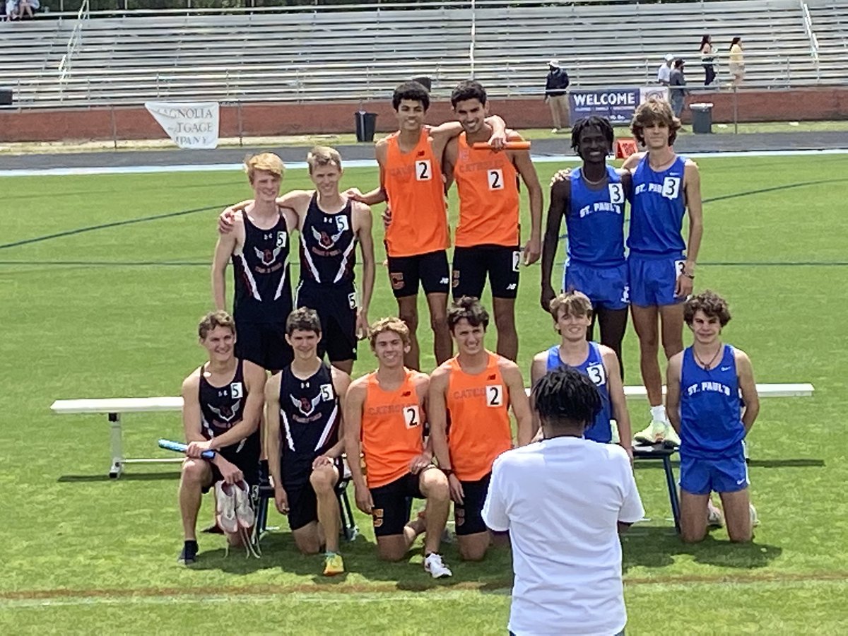 stevenvmayer's tweet photo. #2 4X800 IN THE NATION. School Record ✔️ Meet Record ✔️ Also a 2Mile PR of 9:41. Go Bears! 🐻🟠⚫️@CHS_BR @CHSBRTrackField https://t.co/3O6xduJdna