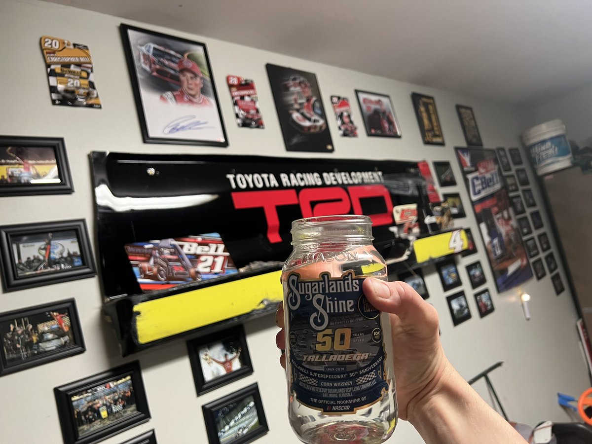 B1gR1gKingCobra's tweet photo. Tell me you’re pumped for @RichmondRaceway without telling me. @SugarlandsShine @CBellRacing @JoeGibbsRacing @KBMteam @ToyotaRacing #SupportSponsors https://t.co/JfLQacG5Ll