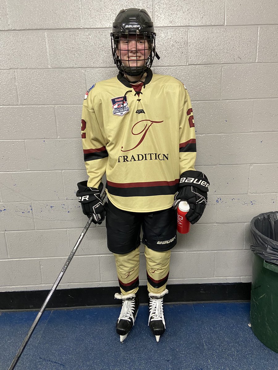 lindsayeikos's tweet photo. @HaileyEikos representing @opcgirlshockey at the Tier 1 U19 USA National Championship Tournament with Tradition Vegas. So proud of you Hailstorm!⛈🏒❤️ https://t.co/ImbdTBbezG