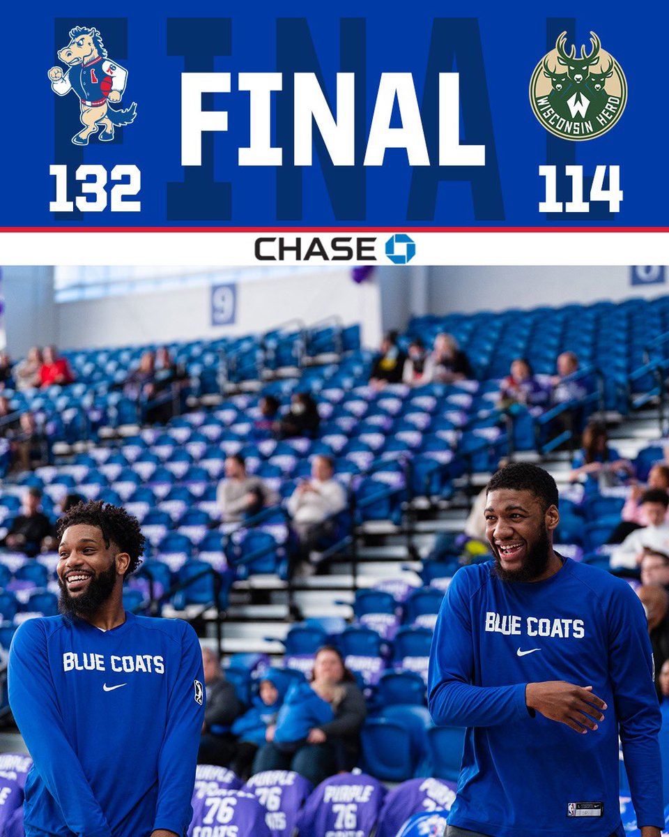 blue_coats's tweet photo. that's a wrap for the regular szn!
#GetYourCoatOn | @Chase https://t.co/4eyOY2xHgM