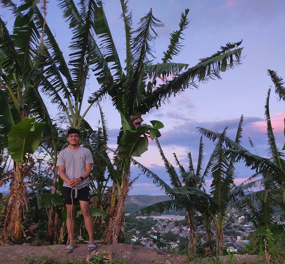 ryansngco's tweet photo. 🍃🌬️ https://t.co/XBJz9D8l2t