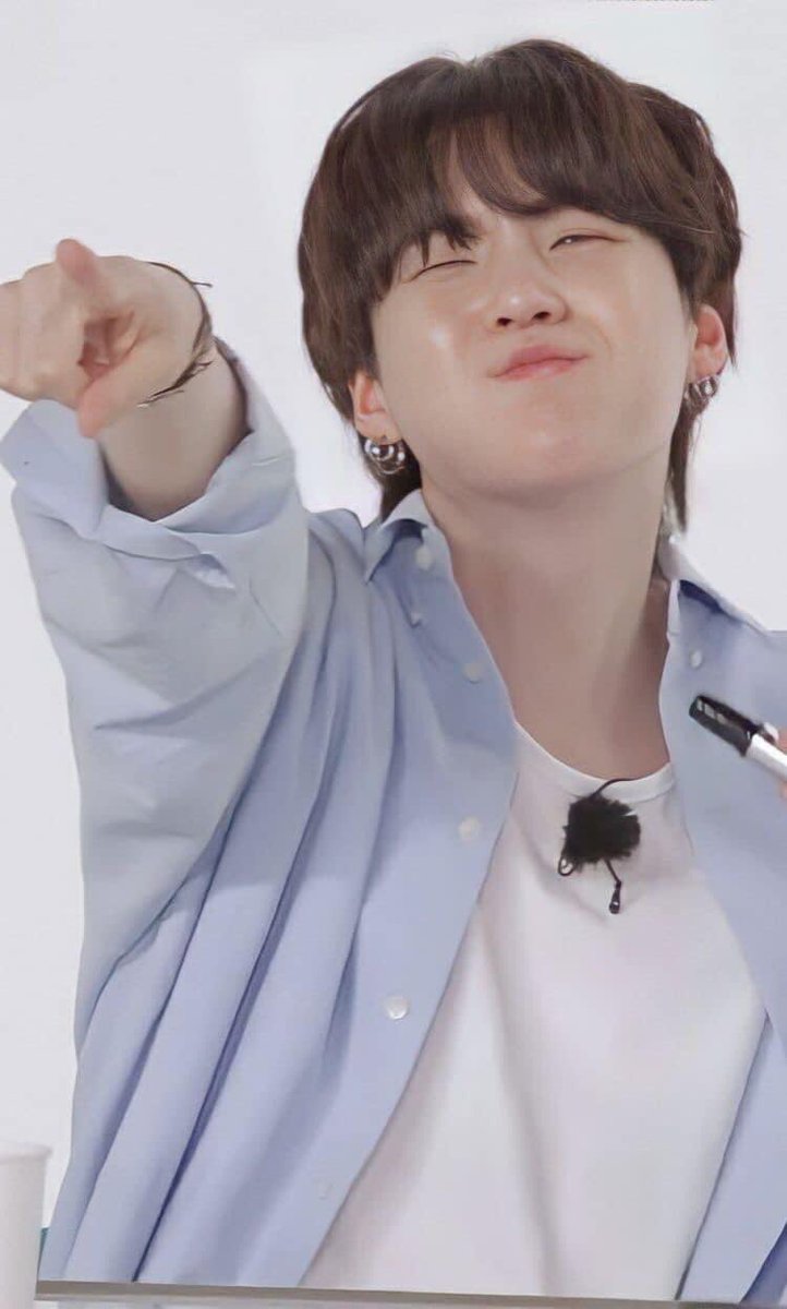 itskookie9's tweet photo. @Yoonigiri3 @BTS_twt 💟💟💟💟 https://t.co/IMTXLUykGZ
