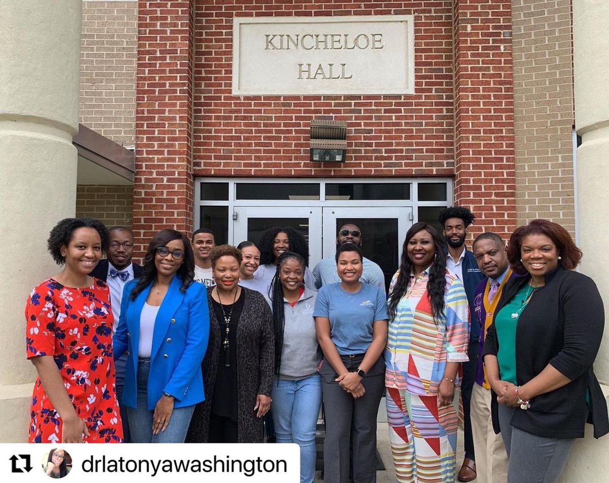 drlbwashington's tweet photo. Today, the @BluffCityMed hosted it’s first Medical School Recruitment fair on the campus of Tougaloo College!  

This was the first event, but certainly won’t be the last.  My heart is full! ❤️ https://t.co/phlxMcoi5B