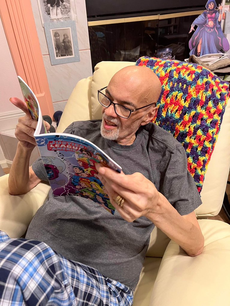SunshineCVE's tweet photo. George is feeling well &amp; is working with PT to get stronger. He’s at home enjoying his time with family and friends.
Today a fan sent him a lovely gift. Roel Robles used George’s original pencils from the unfinished 1983 JLA/Avengers to create a finished comic (1/2) https://t.co/oLvny8YMEp