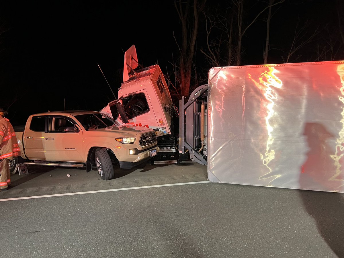 I-91S at Exit 9 is shut down due to an MVA involving 5 cars including a tractor trailer that rolled over.  No other hazards as the trailer was carrying produce, total of 6 patients.