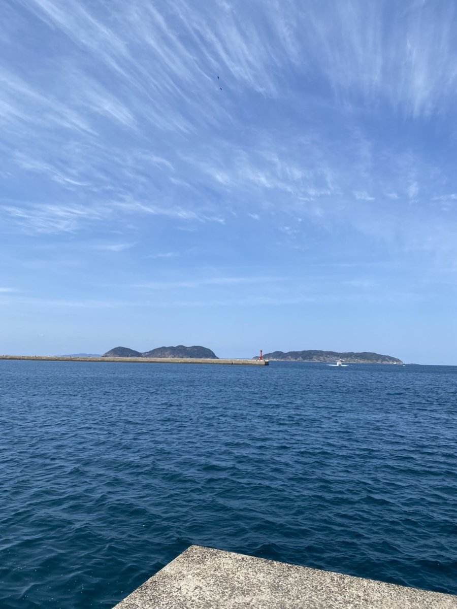 _kingmou's tweet photo. 今日は朝から釣りです🐄

海に来ると
タイガース🐯が連敗してることも
ちっぽけな事に思えます笑

まあまあのサイズのカサゴ🐟️🐟️
帰って煮付けにして食べます🐟️

#佐賀県呼子 https://t.co/RvIuWFfqT4