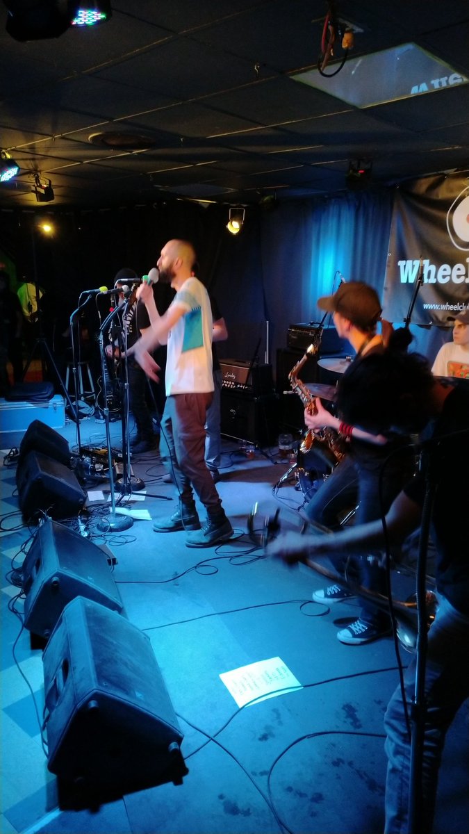 wheel_club's tweet photo. #LateNightMunchies. Bringing it at the club #MTL #LivemusicLive @Montreal @montrealmusic https://t.co/N1VwbaAR2W