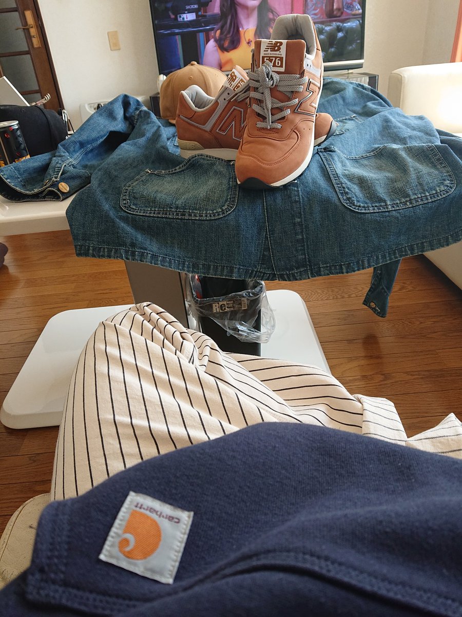 m8ZjxYAQsR84SX2's tweet photo. #青森のスニカス
#asicsa
#Carhartt
#newera
#newbalance
#ENGLAND576
皆さんおはようございます☀️
よし日曜日❗
天気いい📶‼️
Carhartt🕋さ👖
まがなって【着替えて】🤭
遊びに行ってくるじゃ🏃♂️
今日も宜しくお願いします🙏
#Carharttな気分 https://t.co/zZh97b0e5D