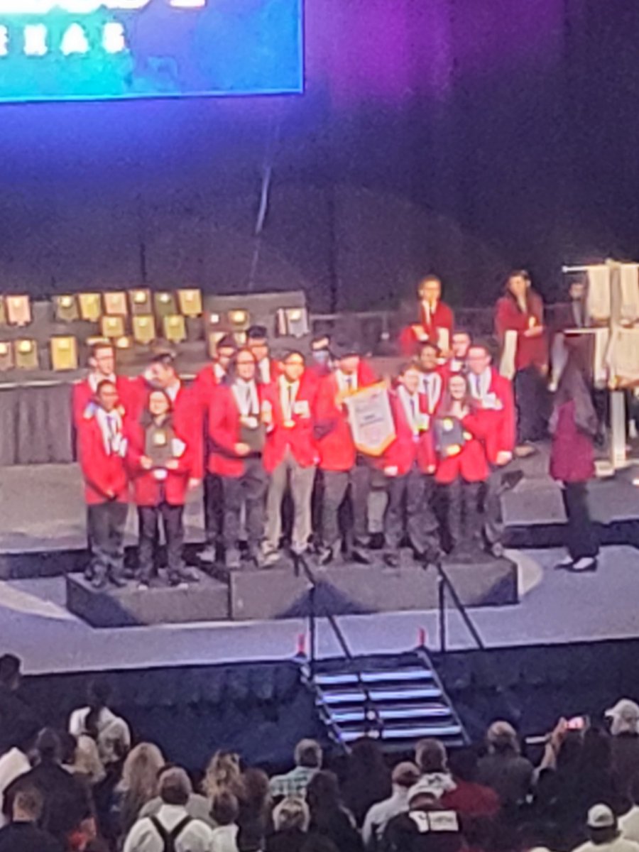 MrsVPulido's tweet photo. We did it!! Way to represent SEHS🏅. #CTEstrong #sehsthebest #rm507 https://t.co/bkEPgo9ndj