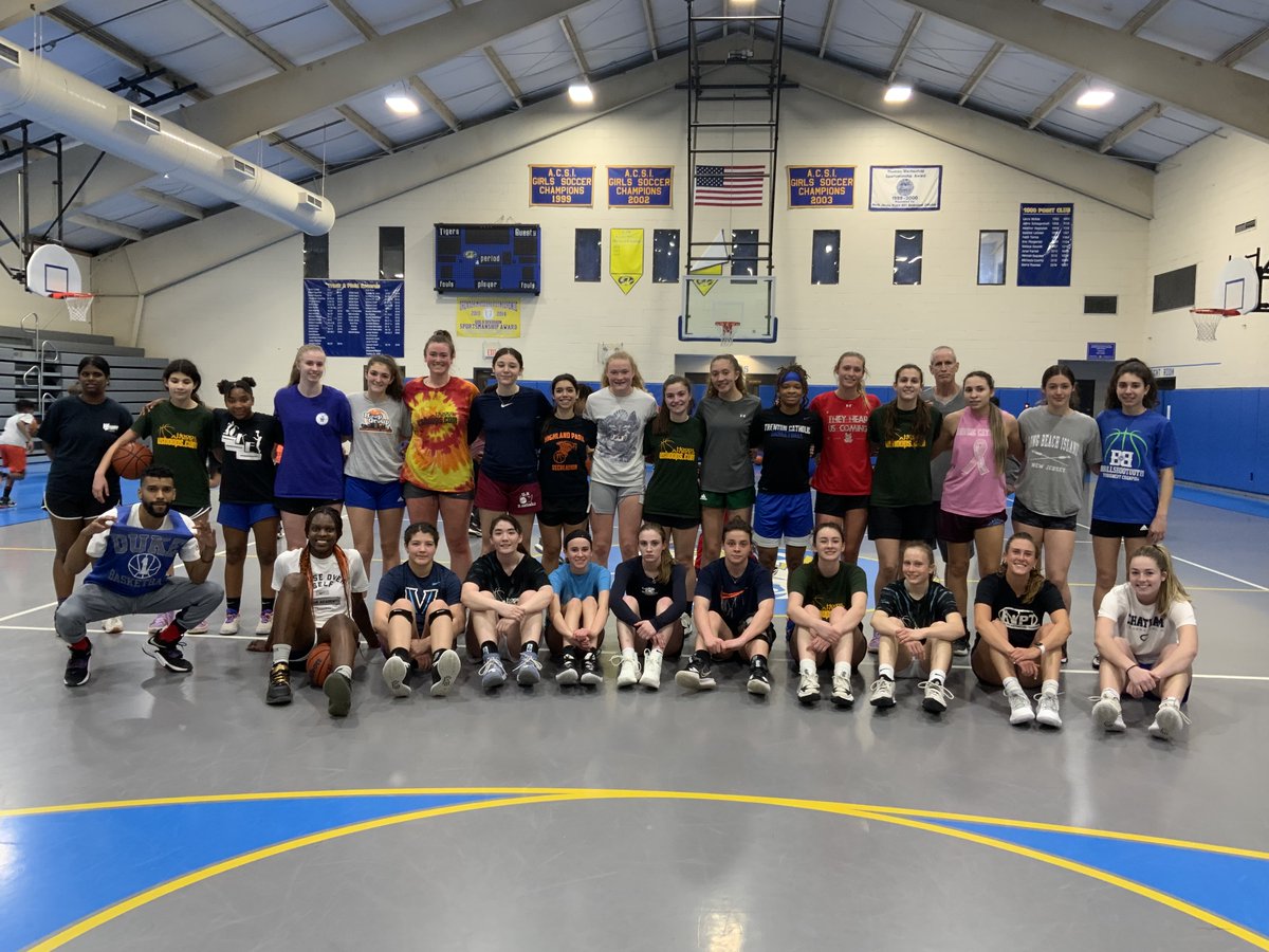 Coach Rich Leary (@ushoops) on Twitter photo 🤔Thinking I'm in a minority; however couldn't enjoy games or tourney more than 2day's workouts!
#GamePlay were Lit 🔥
If U R in this Pic, U Got Better Today!
<a href="/PrincetonWBB/">Princeton WBB</a> <a href="/Bucknell_WBB/">Bucknell WBB</a> <a href="/PeacocksWBB/">Saint Peter's Women's Basketball</a> <a href="/chatgirlshoops/">Chatham High School (NJ) Girls Basketball</a> <a href="/WHS_BlueDevils/">WHS Athletics</a> <a href="/blairbucs/">Blair Athletics</a> <a href="/katelyn_linney/">Katelyn Linney</a> <a href="/WilliamsCollege/">Williams College</a> 🤔Thinking I'm in a minority; however couldn't enjoy games or tourney more than 2day's workouts!
#GamePlay were Lit 🔥
If U R in this Pic, U Got Better Today!
<a href="/PrincetonWBB/">Princeton WBB</a> <a href="/Bucknell_WBB/">Bucknell WBB</a> <a href="/PeacocksWBB/">Saint Peter's Women's Basketball</a> <a href="/chatgirlshoops/">Chatham High School (NJ) Girls Basketball</a> <a href="/WHS_BlueDevils/">WHS Athletics</a> <a href="/blairbucs/">Blair Athletics</a> <a href="/katelyn_linney/">Katelyn Linney</a> <a href="/WilliamsCollege/">Williams College</a>
