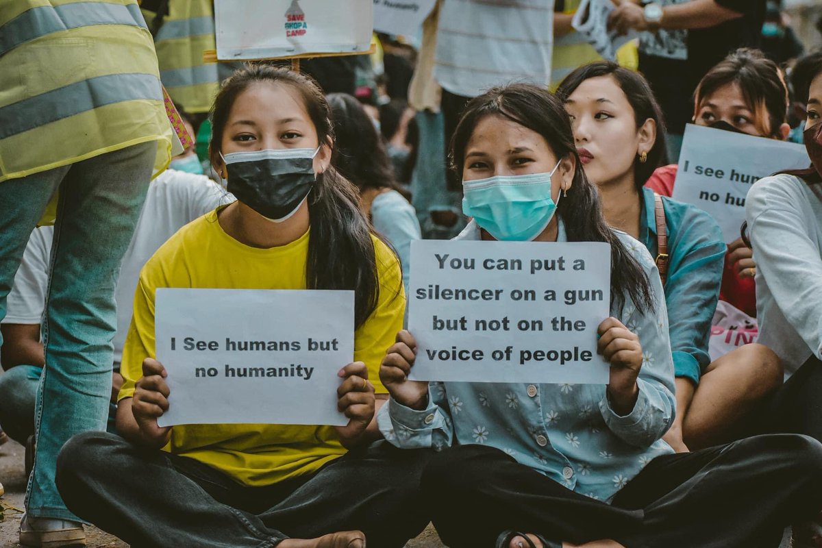 DocstoryNepal's tweet photo. #saveghopacamp Everyday4pm
"घोपा बचाउ अभियान !" अर्थात् #savebpkihs
Bpkihs Dharanमा सुधार र सकारात्मक परिवर्तन ल्याउन साथै संरक्षण र प्रबर्द्धन गर्न लागौं भनि आह्वान गर्ने युवाहरु सम्मीलित संस्था Hami Nepalले धरानमा आयोजना गरेको र्याली र धर्ना कार्यक्रममा ऐक्यबद्धता जनाउँ l https://t.co/4yCR3icEUt