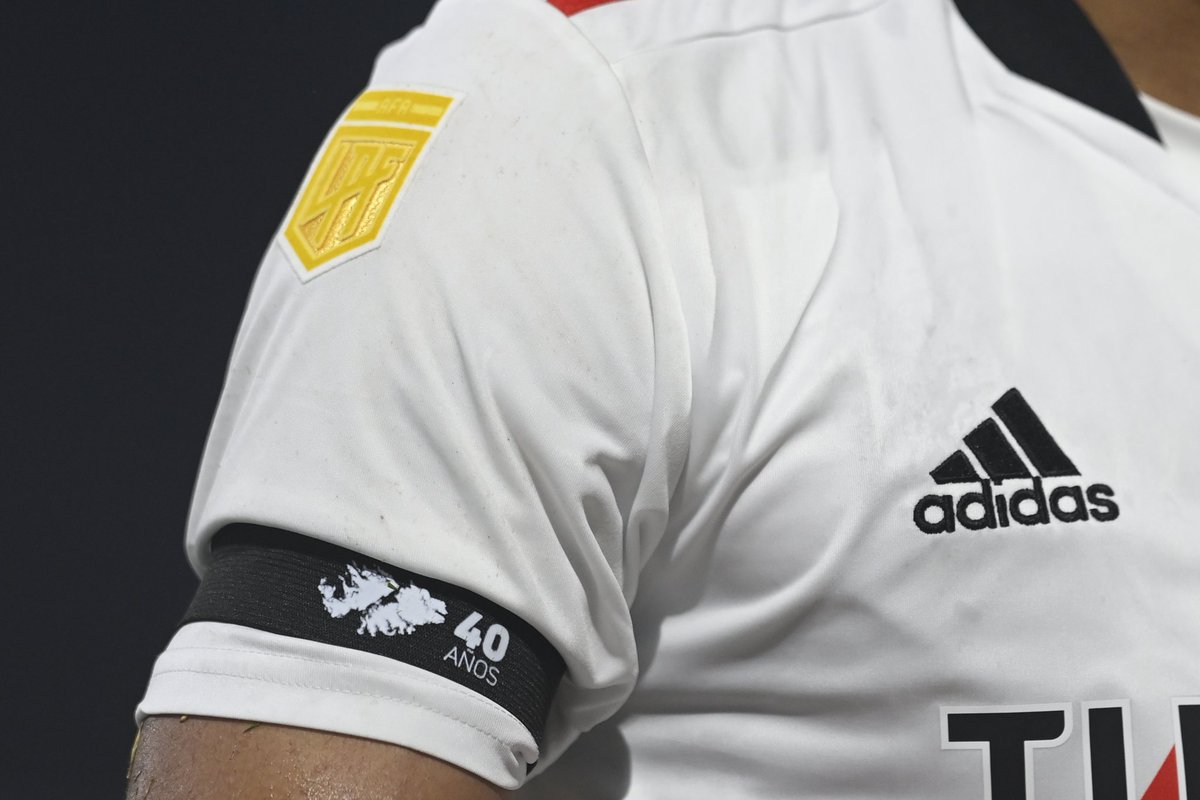 En honor a nuestros héroes.
#MalvinasArgentinas 🇦🇷