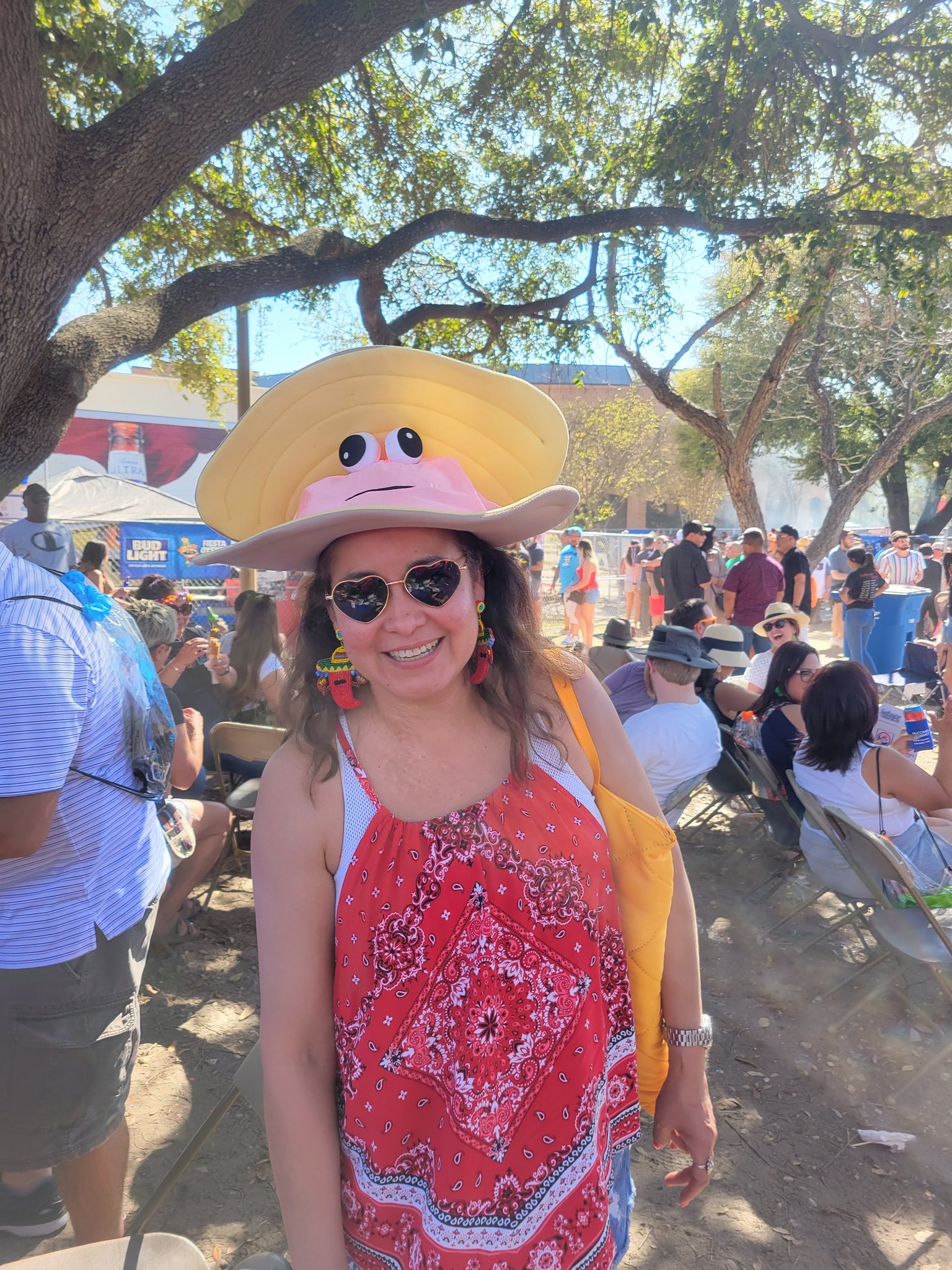 St. Mary's University on Twitter "Such a perfect hat for Oyster Bake! StMU vivaoysterbake 