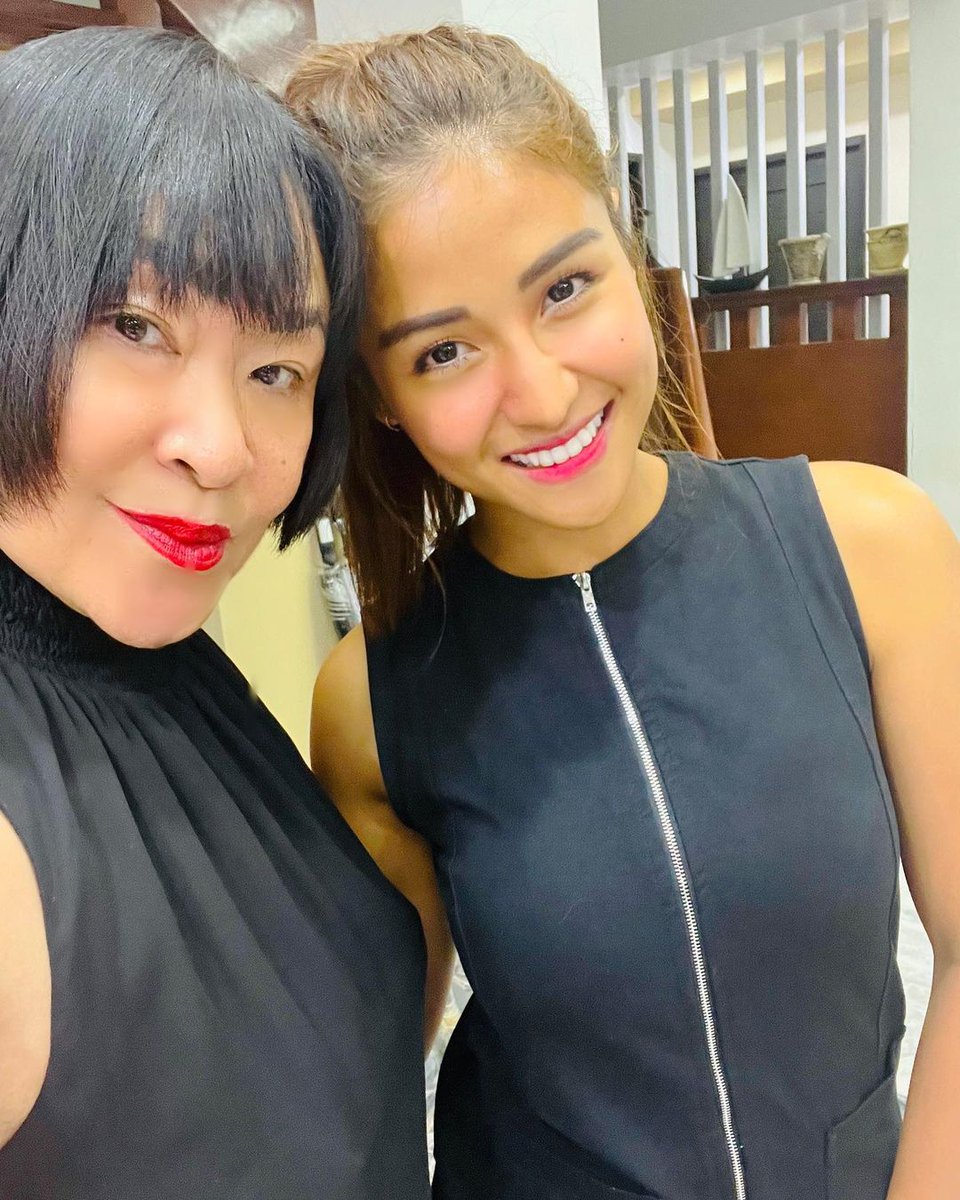 rosemarieanda's tweet image. Quezon City, Philippines

Saturday night dinner with good friends and mi familia part 2.  With @sanya_lopez @annadj007 @pretichey @FrankMillari2 #firstladygma #sanyalopez
Repost @ellemadrona
@SanyaWarriors