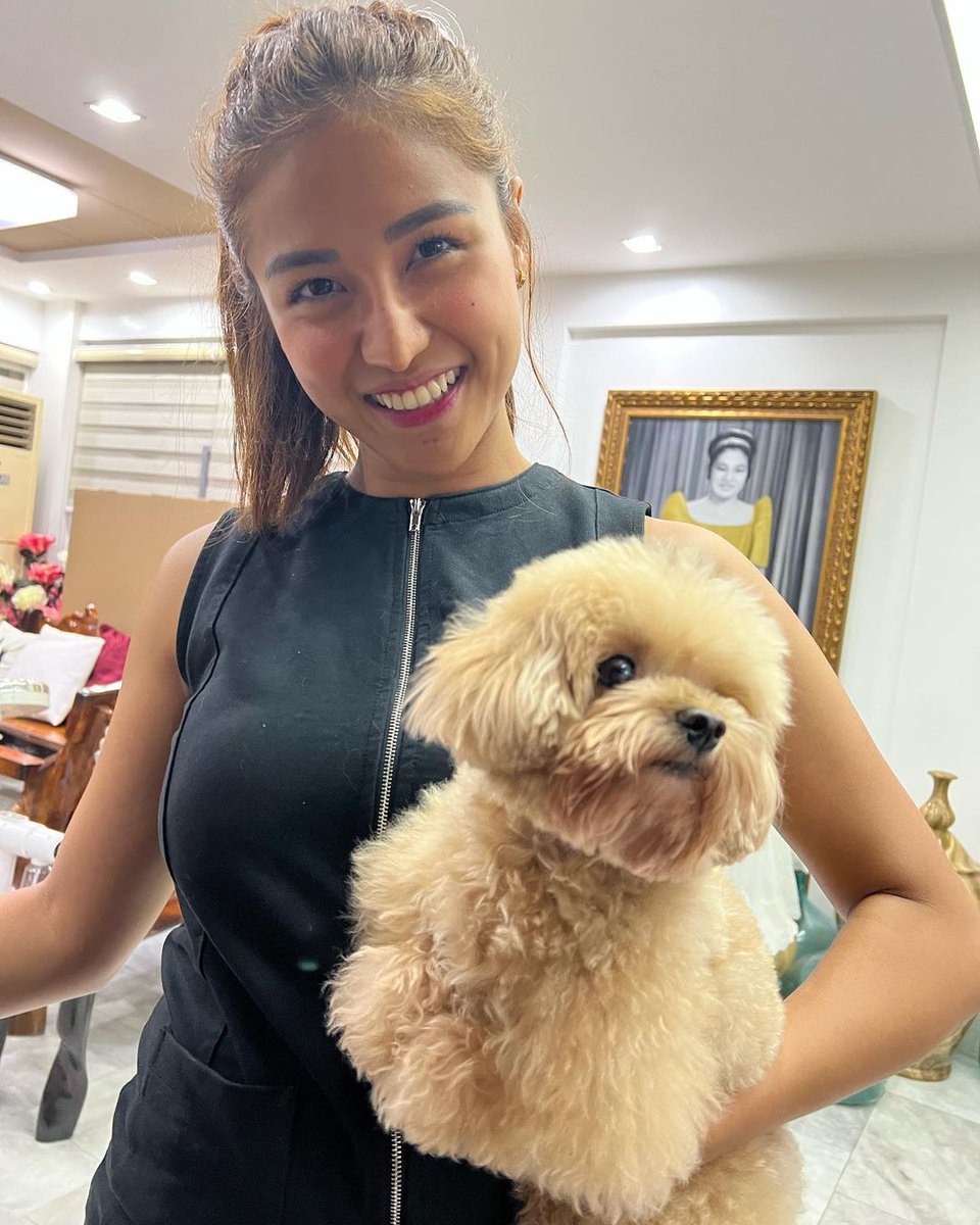 rosemarieanda's tweet image. Quezon City, Philippines

Saturday night dinner with good friends and mi familia part 2.  With @sanya_lopez @annadj007 @pretichey @FrankMillari2 #firstladygma #sanyalopez
Repost @ellemadrona
@SanyaWarriors