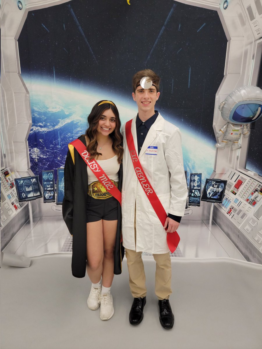 LPYearbook's tweet image. LPHS' very own 2022 Daisy Mae, Alina Allen, and Lil Abner, Matt Beard @LPHS_Activities @LPCavaliers