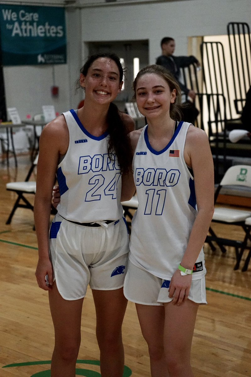 Lindsay Meek tweet media