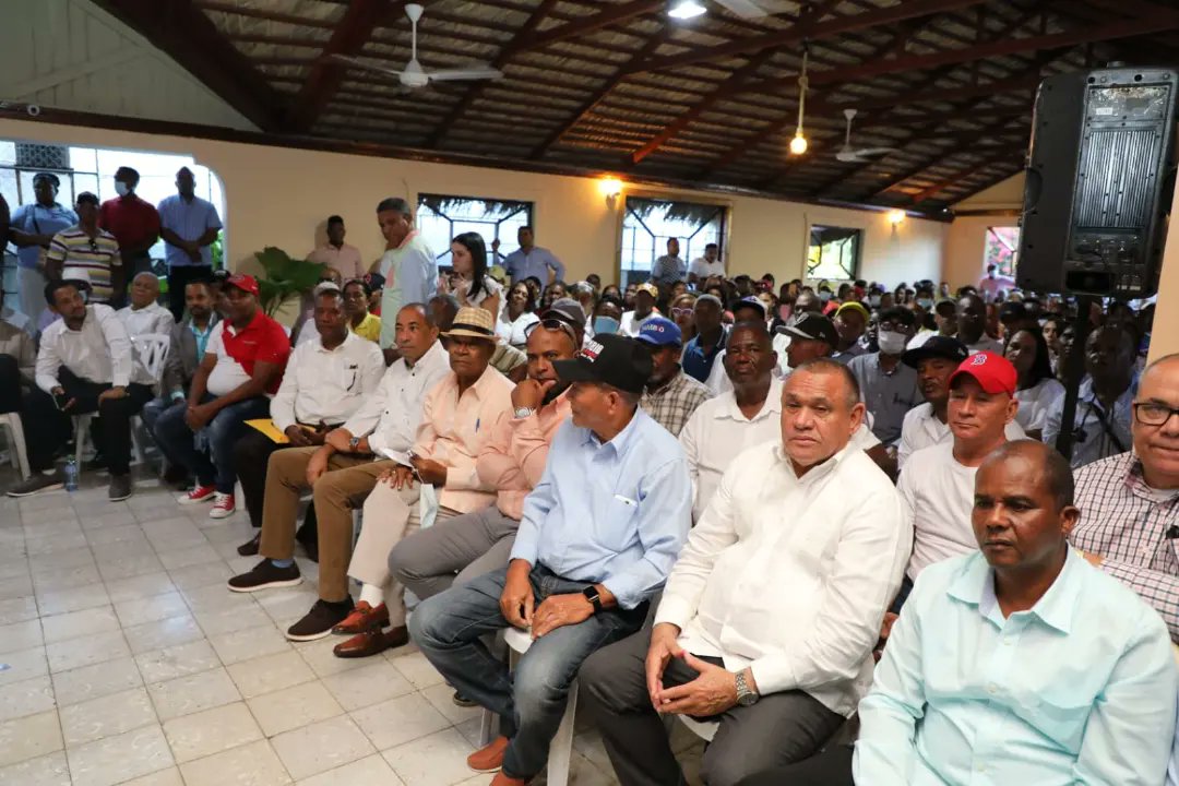 Finalizamos la magnífica jornada de trabajo con nuestros dirigentes provinciales del día de hoy, desde la Perla del Sur, provincia Barahona. <a href="/JosePaliza/">Jose Paliza</a>, presidente del PRM encabeza este importante evento.

#SomosPRM #ContigoSomosMejores