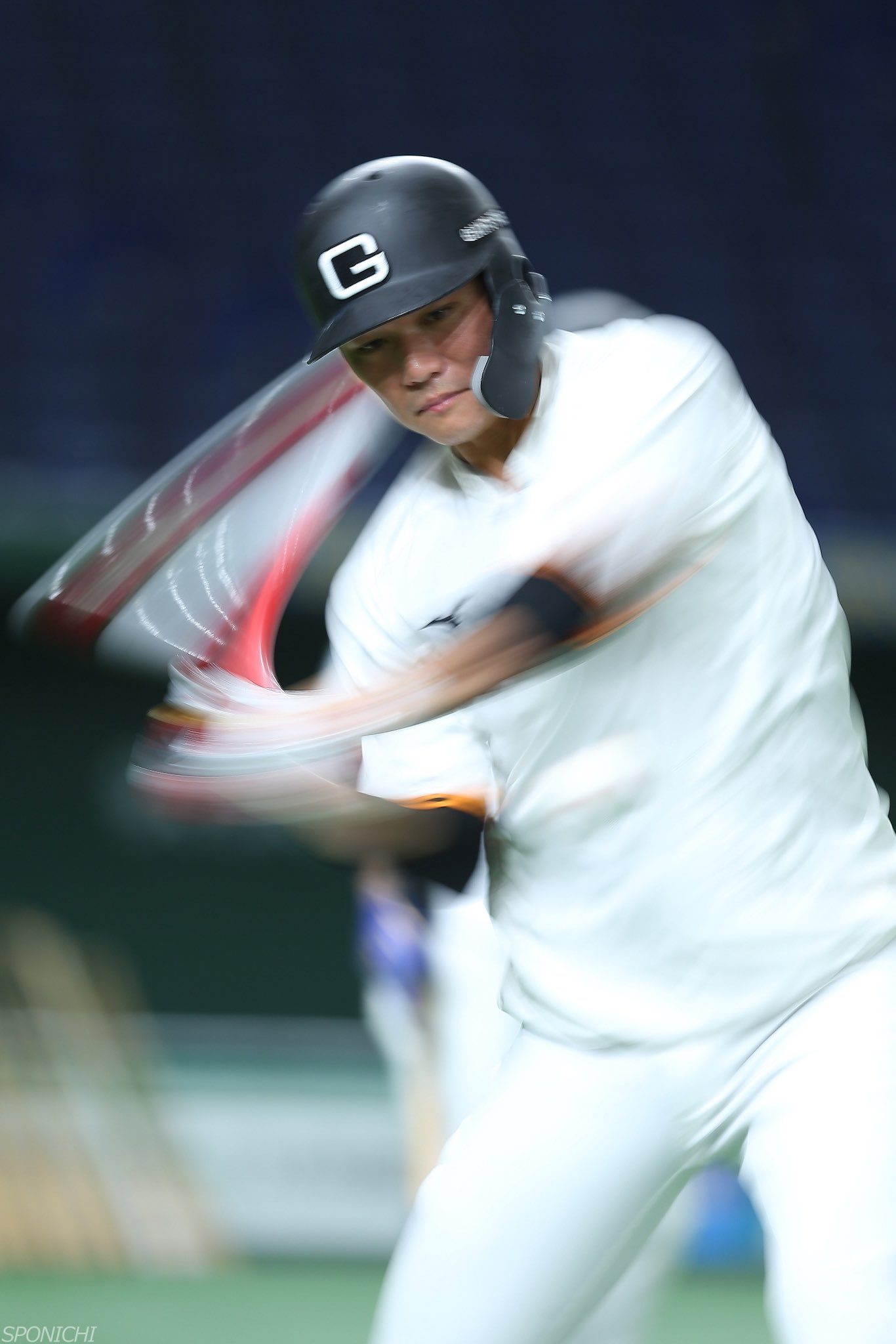 読売ジャイアンツ 坂本勇人 復刻 伝統の一戦 ユニフォーム Lサイズ 読売ジャイアンツ 坂本勇人 復刻 伝統の一戦 ユニフォーム Lサイズ