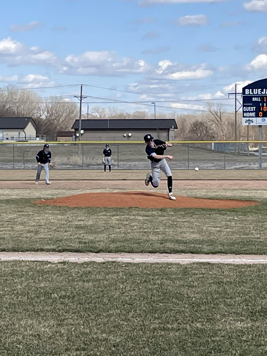 Husker_N_NE's tweet photo. 5 months from a torn ACL and Cole goes 3 innings with 1 ER and the W! Super proud of him!
#grit
@ElkNorthBase https://t.co/wSy5vPkPMT