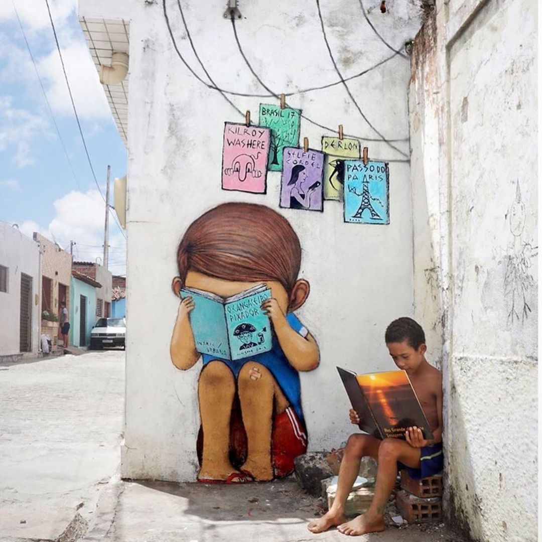 culturainquieta's tweet photo. «Sabes que has leído un buen libro cuando, al cerrar la tapa, después de haber leído la última página, te sientes como si hubieras perdido a un amigo».

— Paul Sweeney

En Natal, Brasil. Mural obra del artista urbano francés Seth. https://t.co/shnt7f3DOA