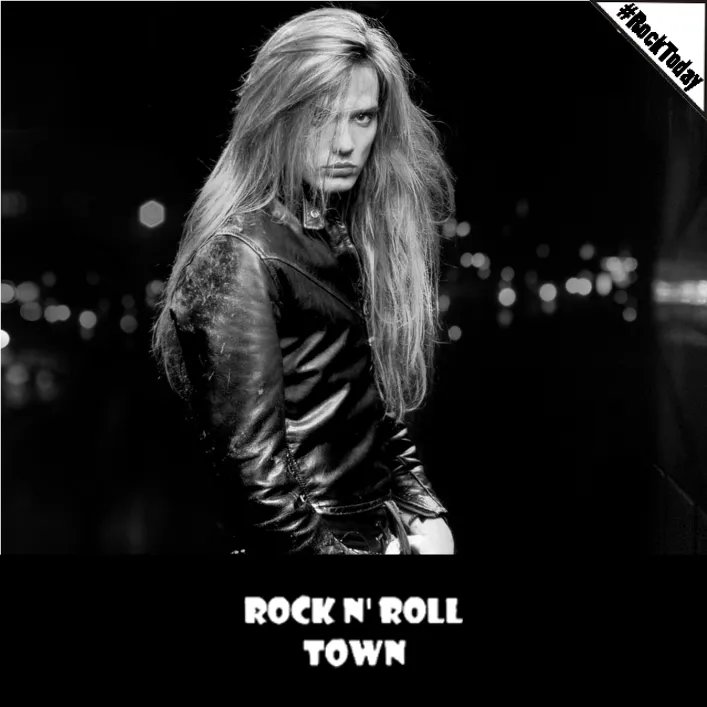 RockNRollTown's tweet photo. #RockToday
📅 03/04/1968 📅
Γεννιέται ο @sebastianbach 🤘🏻, τραγουδιστής των @OfficialSkidRow 🤘🏻.
#RnRT #Towners #SebastianBach #SkidRow #Singer #HappyBirthday #HappyBirthdaySebastianBach #SkidRowFans #HeavyMetal #Music #MusicHistory #TodayInMusic #TodayInRock #TodayInMetal https://t.co/NA7s4SEr1D