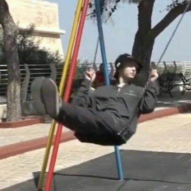 tiny koo (@hrlytinykoo) on Twitter photo 