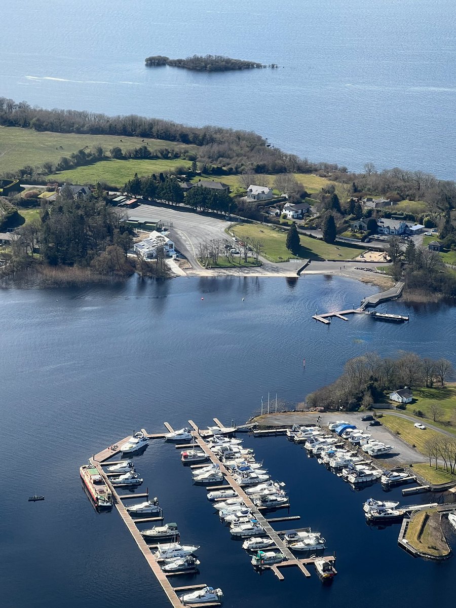 tail_dragger's tweet photo. Great day at the Birr Fly In yesterday with a visit to Lough Ree on the way home. https://t.co/shGBa6u17H