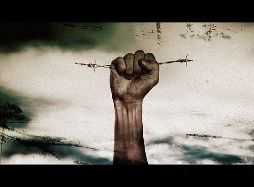 Dineshm05066366's tweet photo. @YourAnonNews We Must Stand together &amp; Save our Srilanka 🇱🇰 ❤️ https://t.co/dKV7gzO5F8