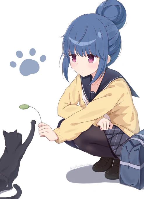 猫と戯れてるしまりん
#ゆるキャンΔ #志摩リン 