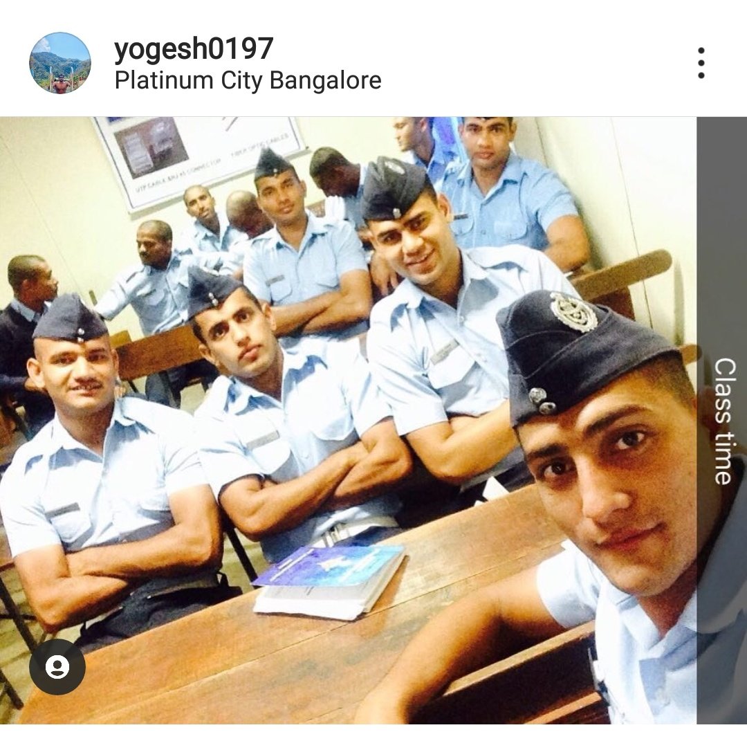 Sarhad00000's tweet photo. @KeypadGuerilla @DCPNorthBCP Did he belong to Indian air force? if yes then definitely he should  be terminated from aif and if not then why the hell the fraudulent Is using uniform of aif? https://t.co/RK7RgcnNdW