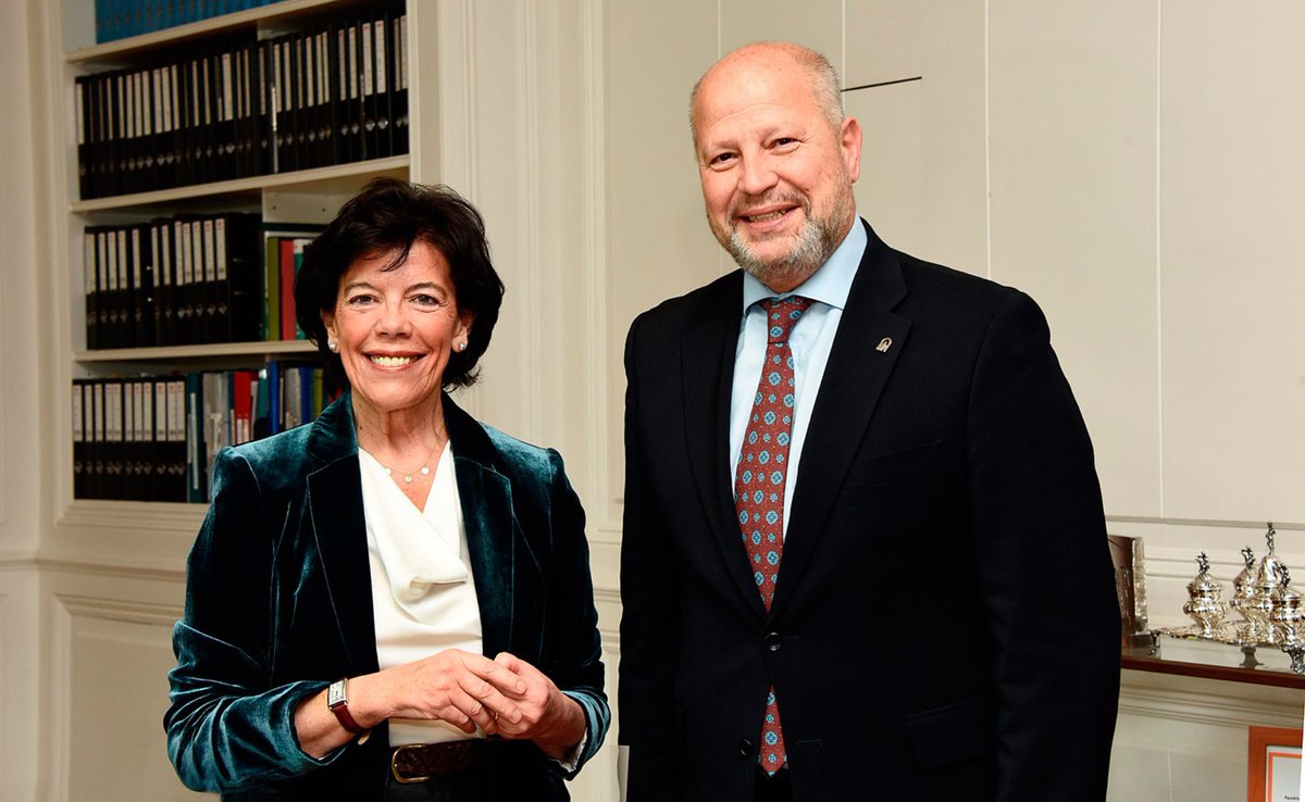 Isabel Celaá tweet media