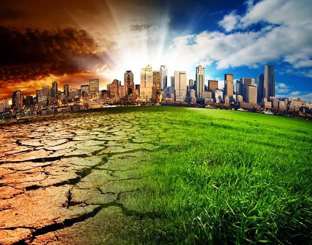 jeetsingh000000's tweet photo. इंसान अपनी हरकतों से बाज नही आ रहा है। इस धरती को अपने बाप का घर समझता है। यहां पर सभी जीव जन्तु रहते है। लेकिन इंसान  अकेला ही इस धरती को गंदा कर रहा है। ��र जब प्रकृति सफाई करती है तो भगवान से दुआ करता है। और माफी मांगता है। और भूल जाता है।  सुधार जाओ। ये धरती खत्म हो रही है। https://t.co/t38kkQM5N8