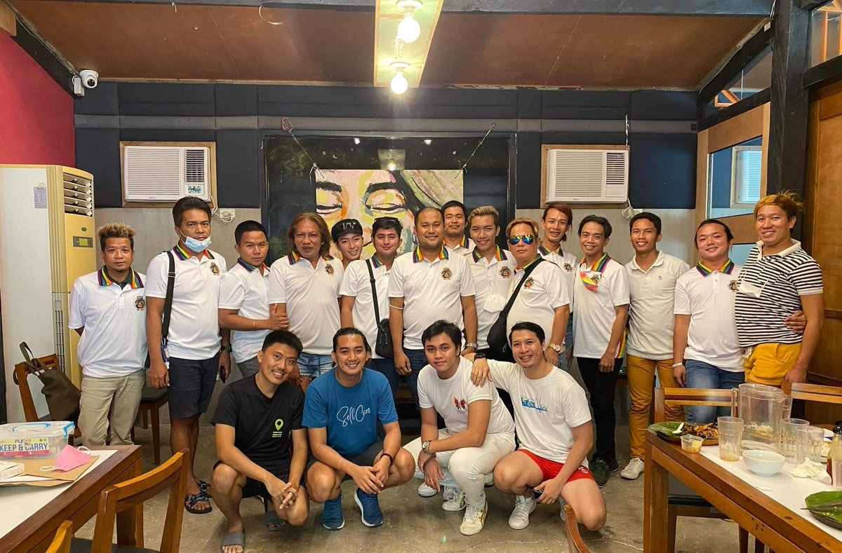 Asce1_'s tweet photo. Succesful partnership with LGBTQ++ Bacolod Organization Presidents! This is in partnership of @BaganiBCD PRISMA Mobile Screening at a Barangay Level! ๐๐ฆ
#HIVScreening #HIVAwareness #BaganiCC #BaganiBCD #SafeSpacesBCD https://t.co/FsjPAqz6Ue