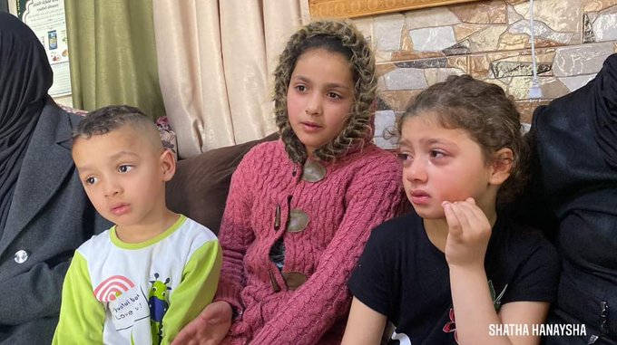 Uncivilized313's tweet photo. These little ones were orphaned by Israeli occupation forces on the first day of Ramadan. https://t.co/0rlKsHSmHD